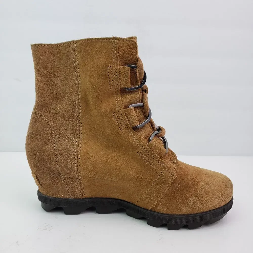 Sorel Joan Of Artic 2 Girls Size 4Y Brown Suede Hidden Wedge Bootie Boots NY2988